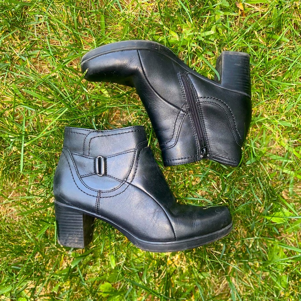 Clarks Black Square Heeled Zipper Booties